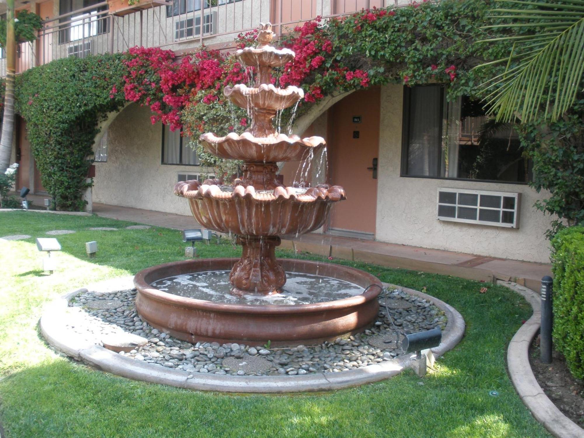 Garden Inn And Suites Glendora Exterior photo